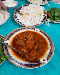 خورش آلو زرشک با مرغ