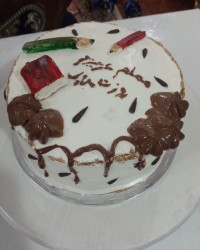 کیک امروز من واسه معلم پسرم