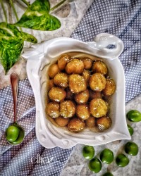 کمپوت گوجه سبز