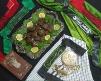 دلمه برگ مو ورق بزن عزیزم