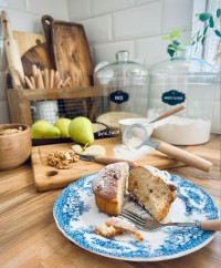 کاپ کیک گلابی و گردو