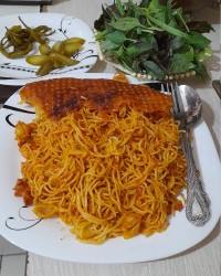 ماکارونی خوش رنگ و لعاب