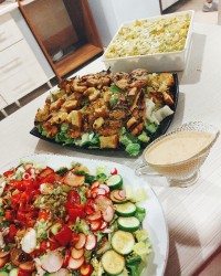 سالاد دانشگاهی