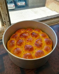 نان کندویی مغز دار با شهد