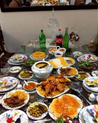 دورهمی دوستانه کپشن پلیز چالش حس خوب، حال خوب سمیه جون عزیزم