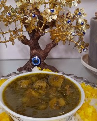 خورشت گوجه سبز