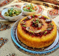 ته چین مرغ و قارچ