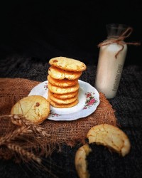 شیرینی کشمشی با روغن مایع