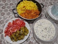 یه دوره همی همراه با خانواده