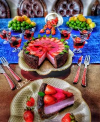 چیز کیک توت فرنگی