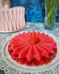ژله توت فرنگی