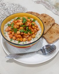 سالاد بادمجان و نخود
