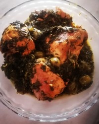 خورش گوجه سبز با مرغ