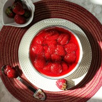 مربا توت فرنگی