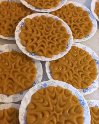 حلوای زعفرانی تبریز