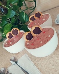 میلک شیک توت فرنگی