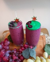 میلک شیک شاه توت ورق بزن مهربونم