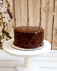 کیک اسنیکرز