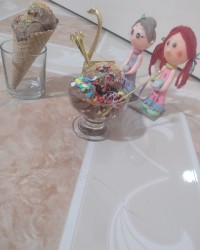 بستنی شکلاتی استاد سراجی?