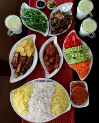 خورش کدو بادمجان دلمه برگ مو