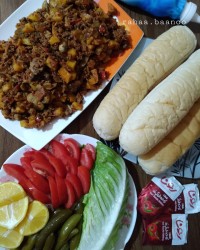خوراک گوشت و قارچ و سیب زمینی