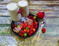 میلک شیک میوه های تابستونی