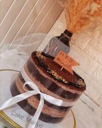 کیک طلقی شکلاتی