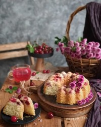 کیک آلبالو اسفنجی