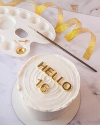 مینیمال کیک