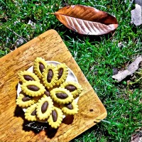 شیرینی گل نرگس