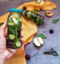 دتاکس واتر (آب طعم دار)
