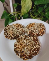 کتلت عدس وکنجد