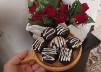 پاپس کیک شکلاتی
