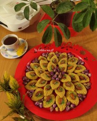 شیرینی بادامی