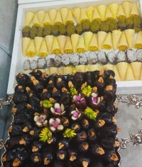 حلوا و خرما سفارشی