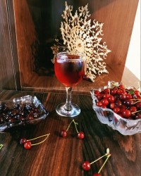 "شربت و مربای آلبالو "