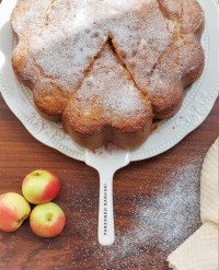 کیک سیب و ماست