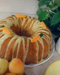 کیک هویج کرمدار