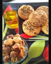 کلوچه کنجدی قشنگم