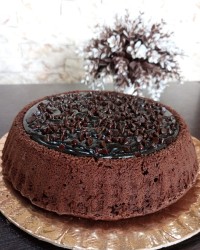 کیک شکلاتی با طعم موکا