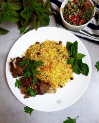 لوبیا چشم بلبلی پلو با هویج