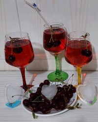 آب آلبالو. ماکارونی