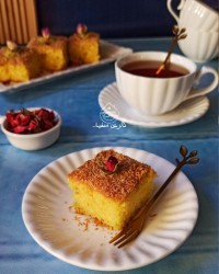 کیک نارگیلی زعفرانی
