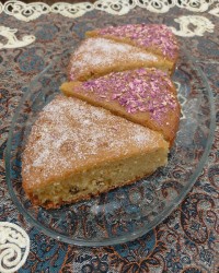 کیک و شیرینی کشمشی