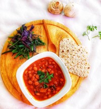 خوراک لوبیا و قارچ