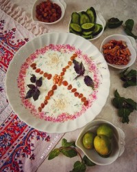 سوپ سرد (آبدوغ خیار)