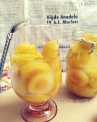 کمپوت زردآلو