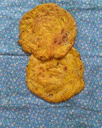 نان روغنی محلی