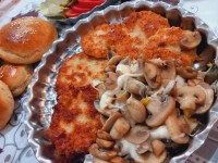 برگر مرغ با نون همبرگر داخل توستر❤️ممنون از نگاهتون