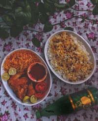 خورشت مرغ